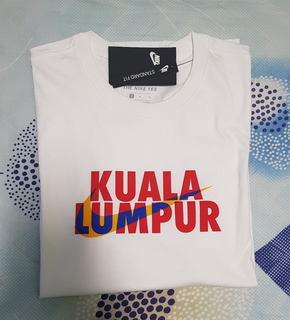 Nike city shop tee