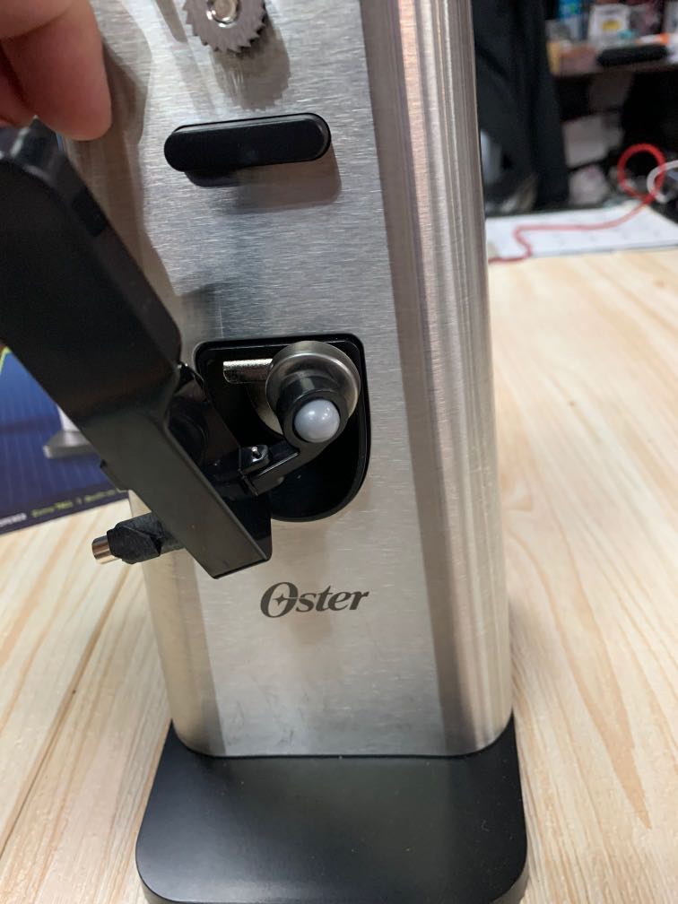 Oster electric Power Can Opener (Category: Other Kitchen Appliances) located in Pasay City. Submitted by ayinong168 (Listing ID 1109639376, Image 3). Description: Item is in excellent condition mint still in box 110volts needs transformer to work pm for details.