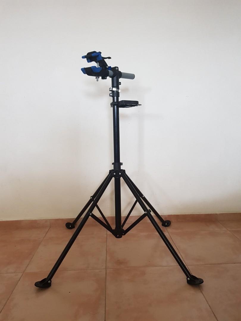 Quadpod bike repair stand, Sports Equipment, Bicycles & Parts, Bicycles