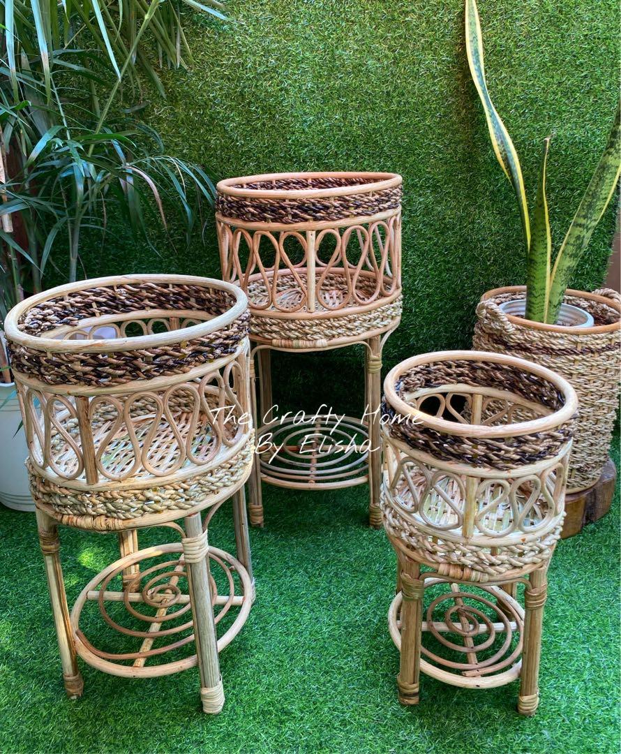 RATTAN PLANT STAND/PLANT BASKET, Furniture & Home Living, Gardening