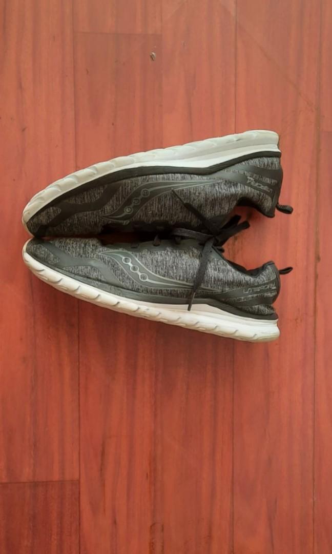 Saucony liteform series, Fesyen Pria 