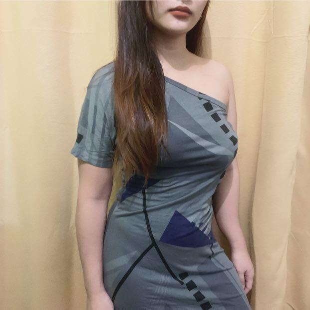 Sexy Party Dress (Category: Dresses) located in Quezon City. Submitted by cabdeclutters (Listing ID 1109641574, Image 1). Description: Brand: Salsa .