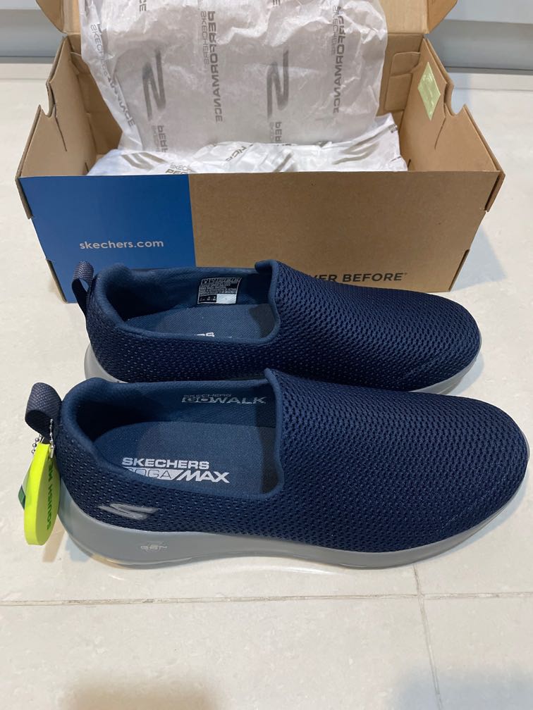 Walk max shoes store
