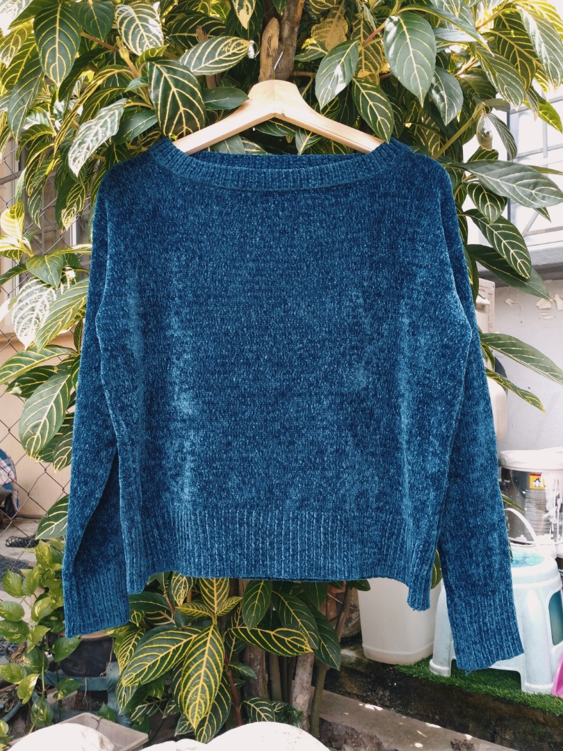 Soft hot sale velvet sweater