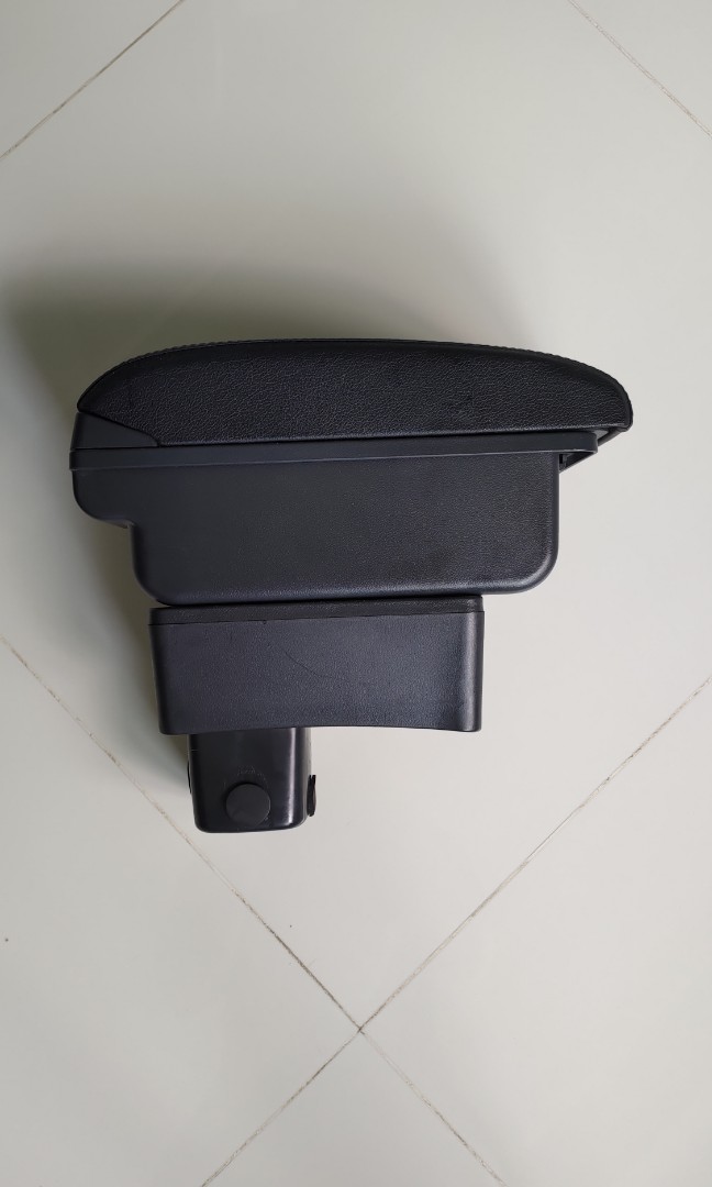 Suzuki swift armrest, Car Accessories, Accessories on Carousell