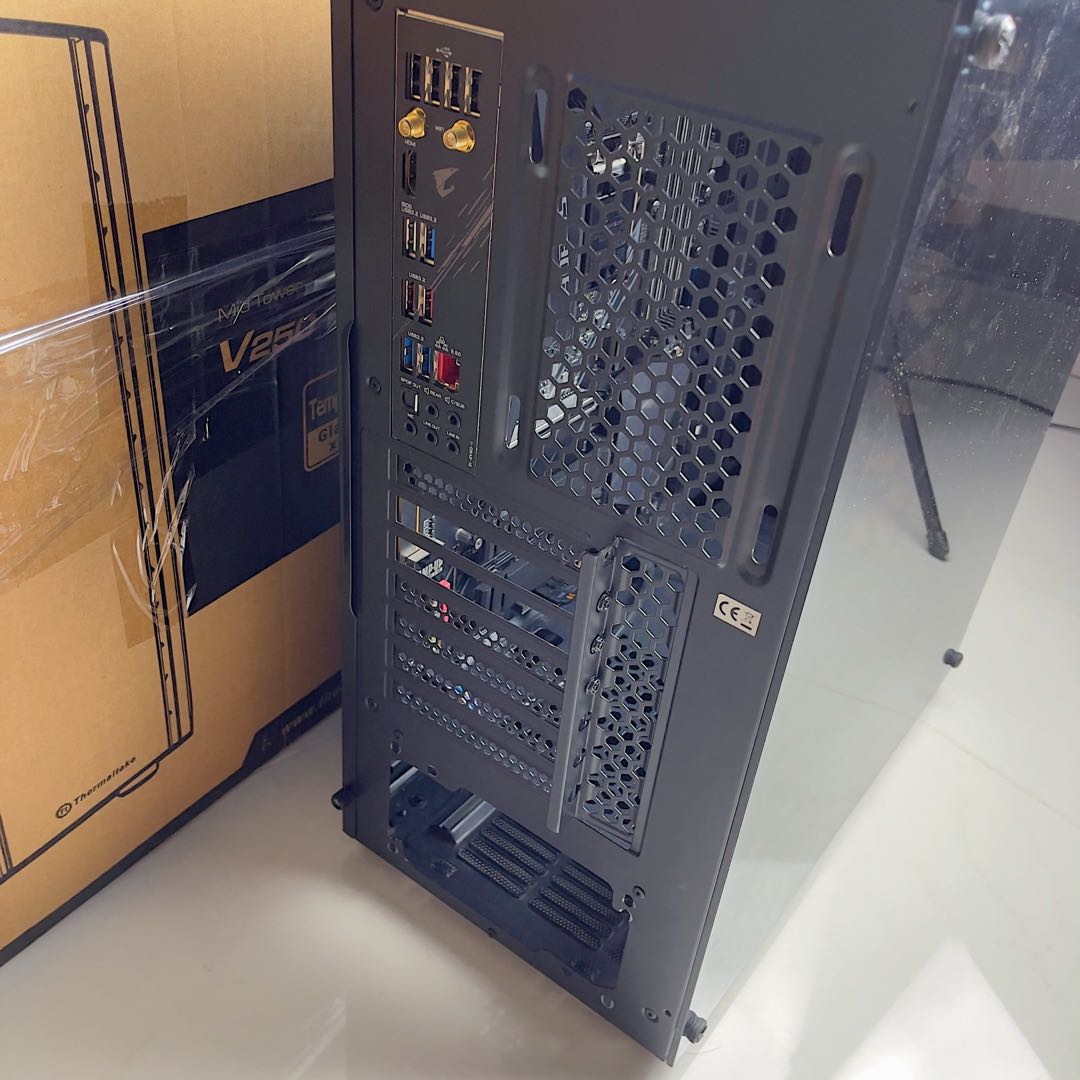 Thermaltake V250 TG ARGB Case, Computers & Tech, Parts & Accessories