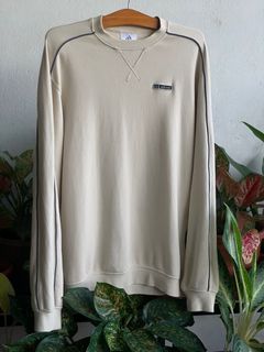 (Category: ) located in . Submitted by albert_bundlethrift (Listing ID 1109636192, Image 1). Description: .