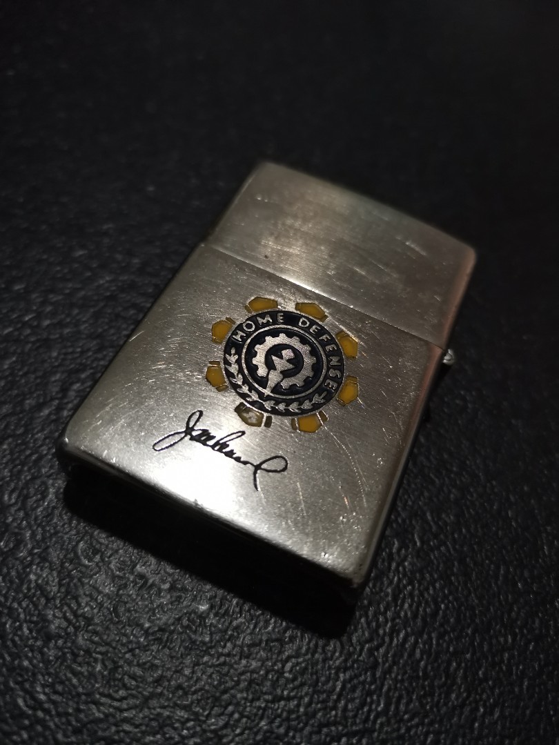 ZIPPO LIGHTERS TAKE ALL 4k, HURRY!!!!, Hobbies & Toys, Memorabilia & Collectibles, Vintage