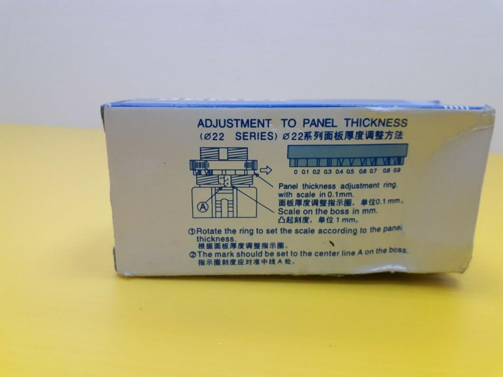 5 Boxes Idec / Demex ABW AC125/300 NC HW-G01 NO SAR-G10 push button ...