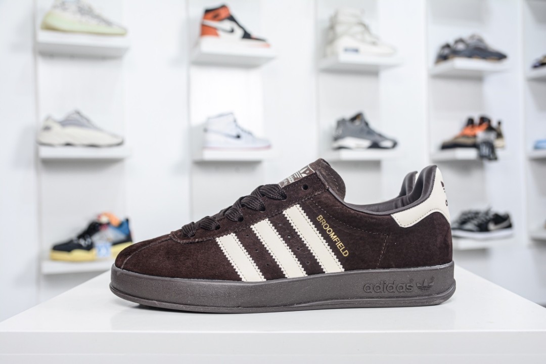 Adidas Originals Broomfield EE5715 Mid Season Sale Men s Fashion Footwear Sneakers on Carousell