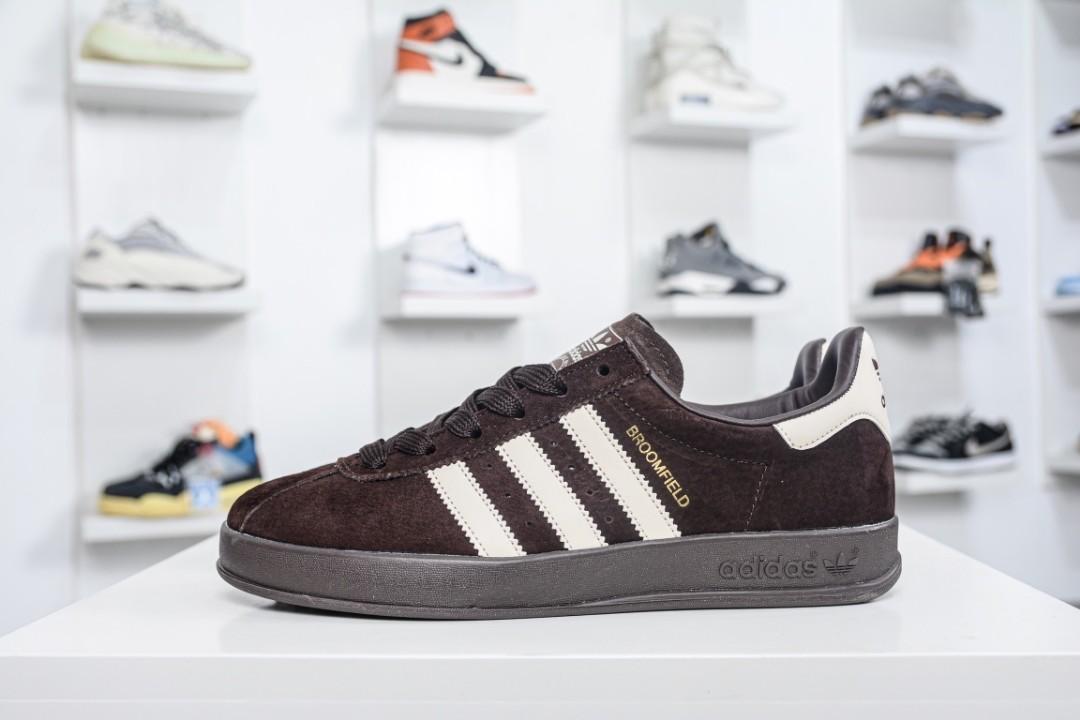 Adidas broomfield shop grey sale