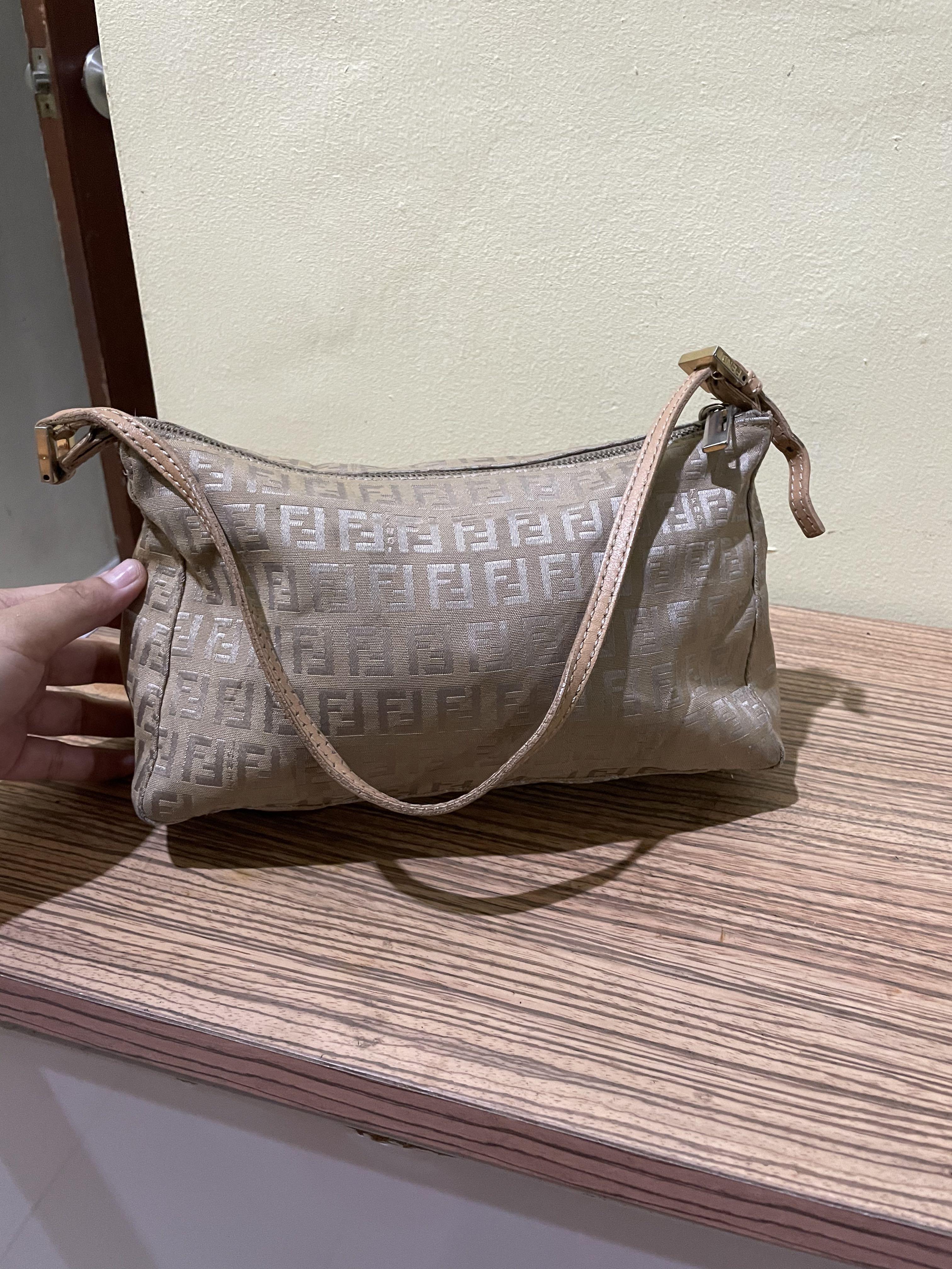 FAST PAYMENT DEAL Authentic Fendi Zucchino Shoulder Pochette