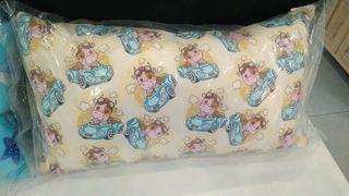 Bantal bayi. Masih baru!