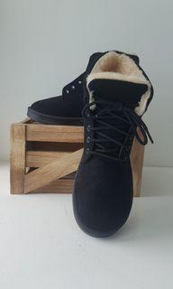 Brand New Winter / Autumn Fleece Lined  Boots