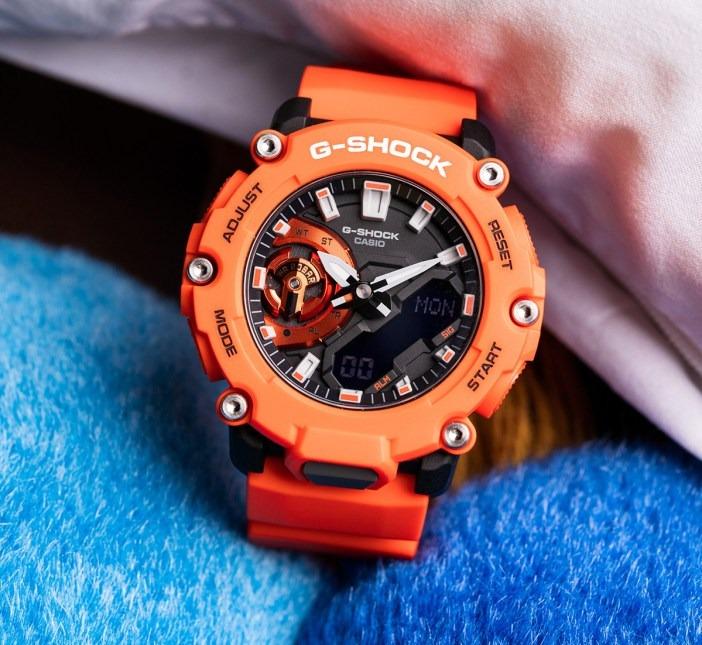 Casio G Shock GA 2200M 4ADR GA 2200M 4A GA 2200M 4 GA 2200M GA 2200 Carbon Core Guard Analog Digital Orange Fashion Watch