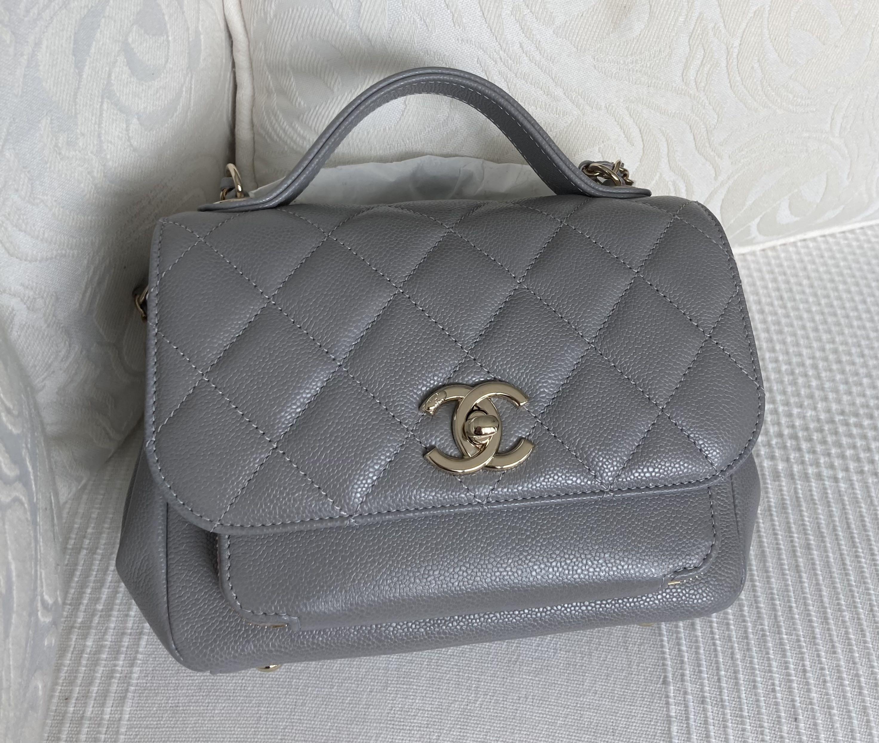Chanel Business Affinity Light Grey, Women's Fashion, Bags & Wallets,  Cross-body Bags on Carousell