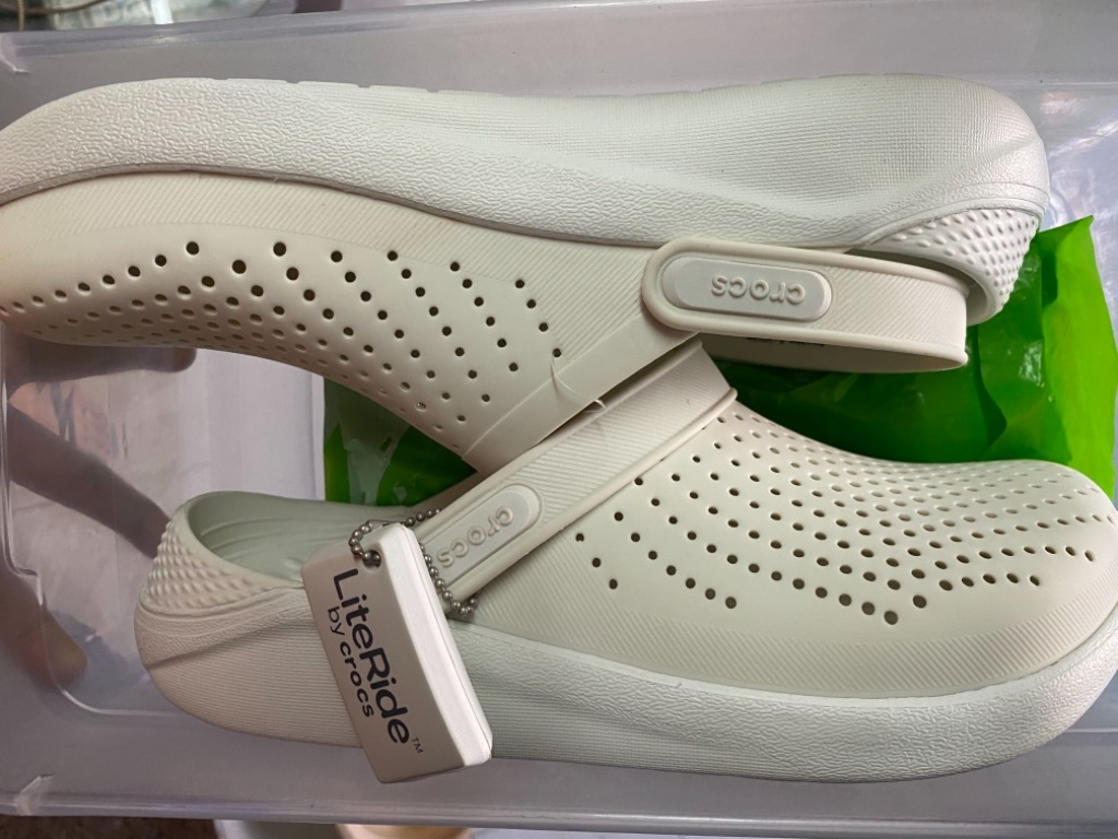 Crocs Literide, Women's Fashion, Footwear, Slippers and slides on Carousell