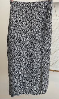 (Category: ) located in . Submitted by j14.closet (Listing ID 1109834567, Image 1). Description: .