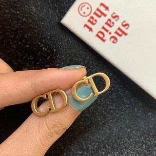 Dior earring