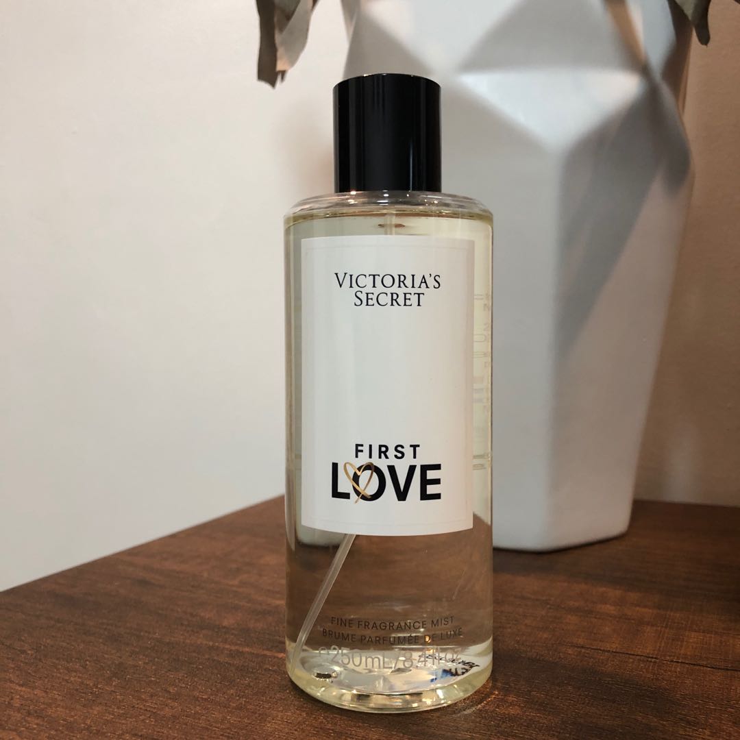 Victoria secret first deals love perfume
