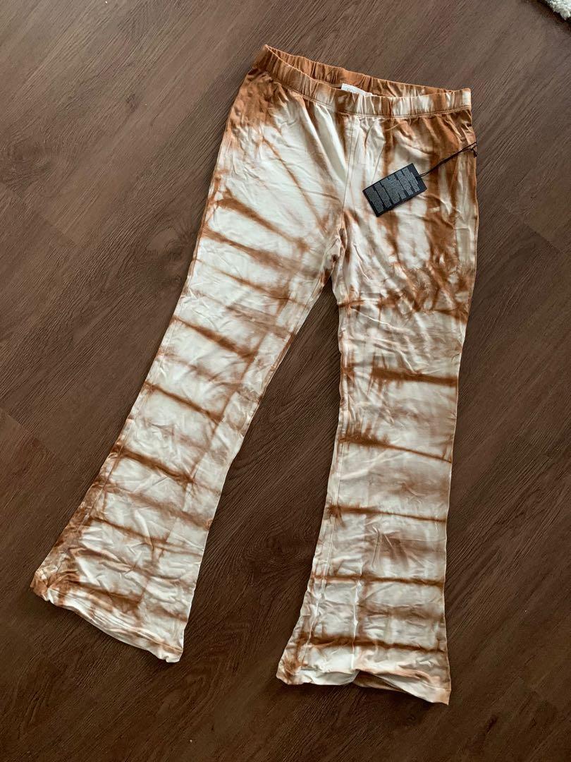 Tie dye flare pants forever 21 top