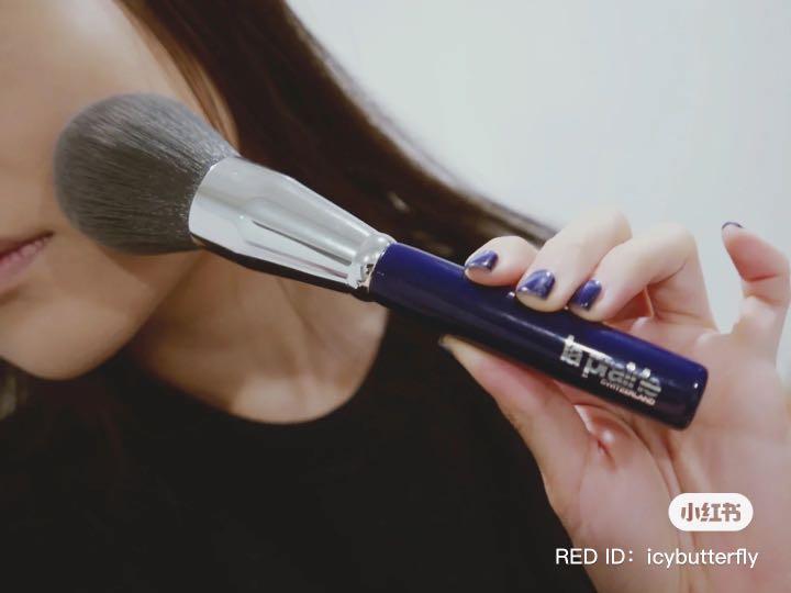ラプレリー la prairie Loose Powder Brush