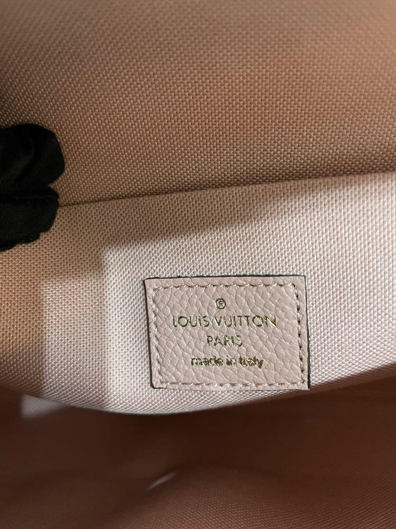 LOUIS VUITTON Monogram Empreinte Pochette Felicie Rose Poudre 18.950.000  IDR Condition: PRISTINE Made in Italy Serial number NZ0159 2019…