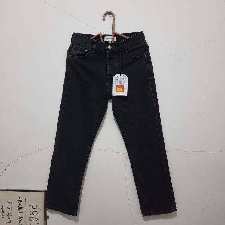 MANGO JEANS SAYANA, Fesyen Wanita, Pakaian Wanita, Bawahan di Carousell