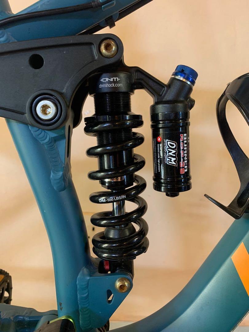Megamo full store suspension