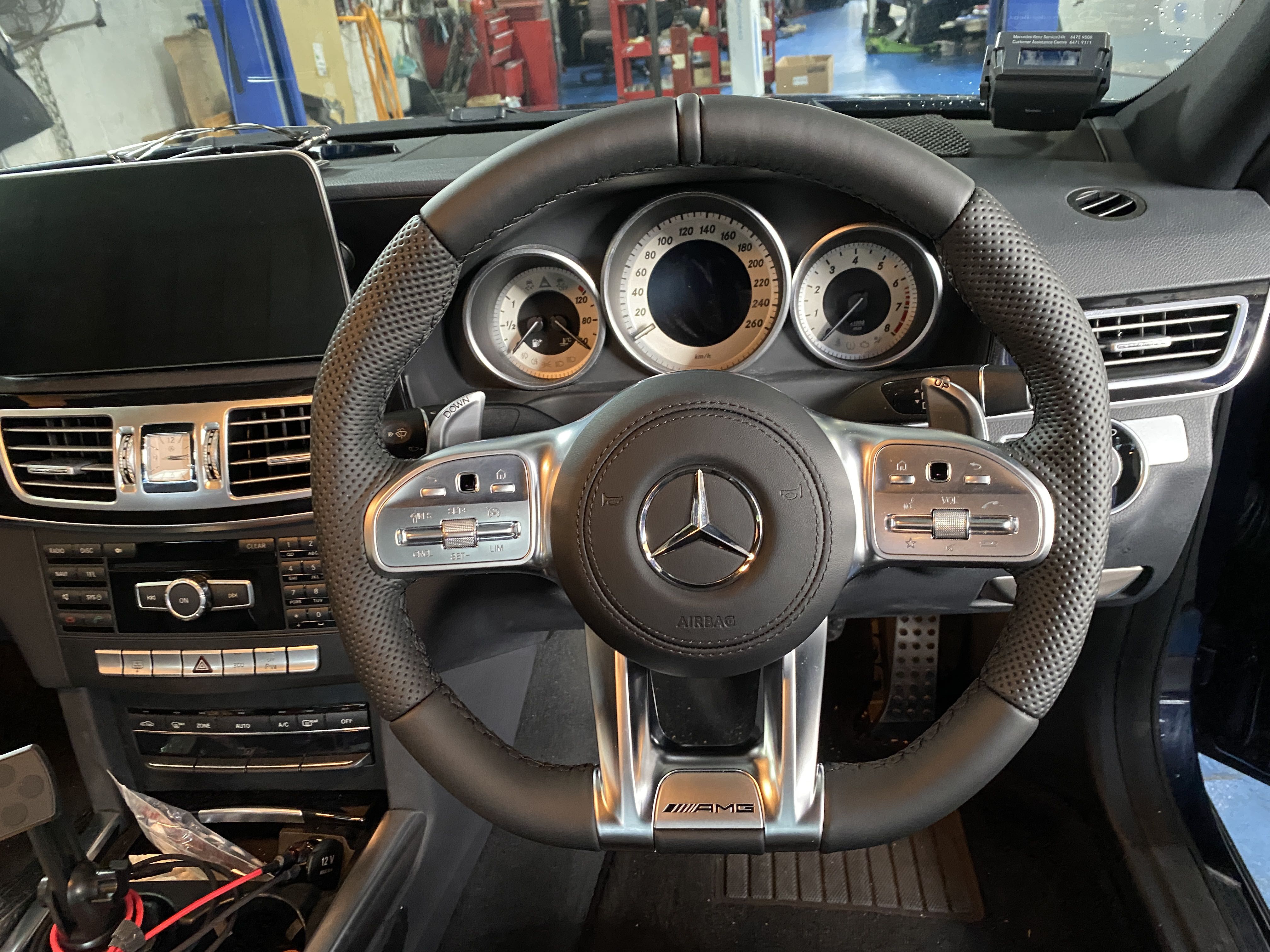 Mercedes Benz Amg Steering Wheel A C Cla E Class W176 W117 W204 W207 W212 Car Accessories Accessories On Carousell