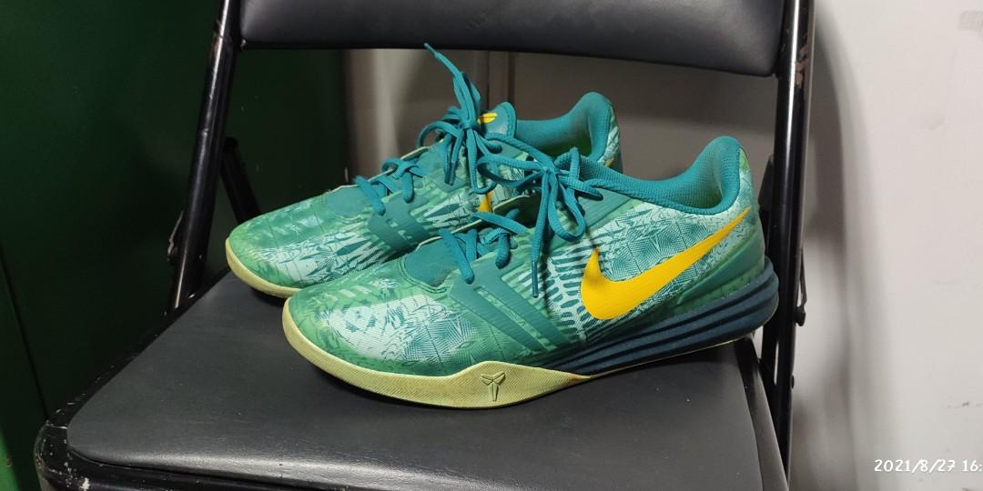 NIKE kobe mentality Us10.5