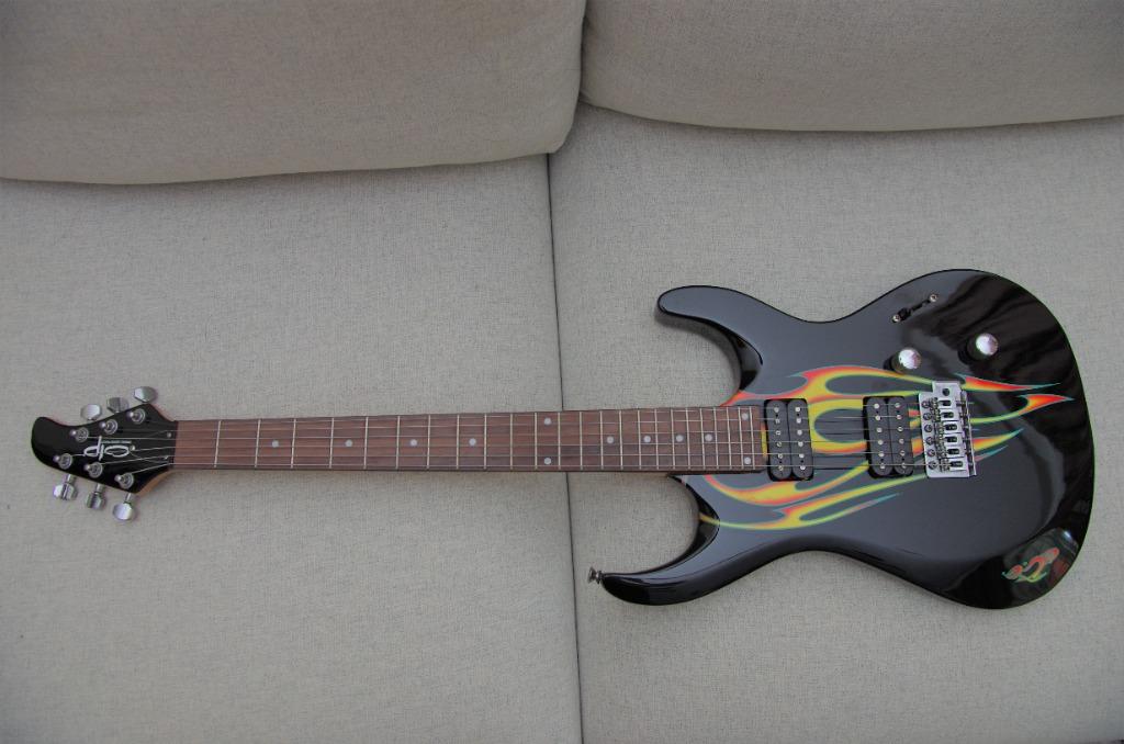 OLP Orange County Choppers Guitar, Hobbies & Toys, Music & Media