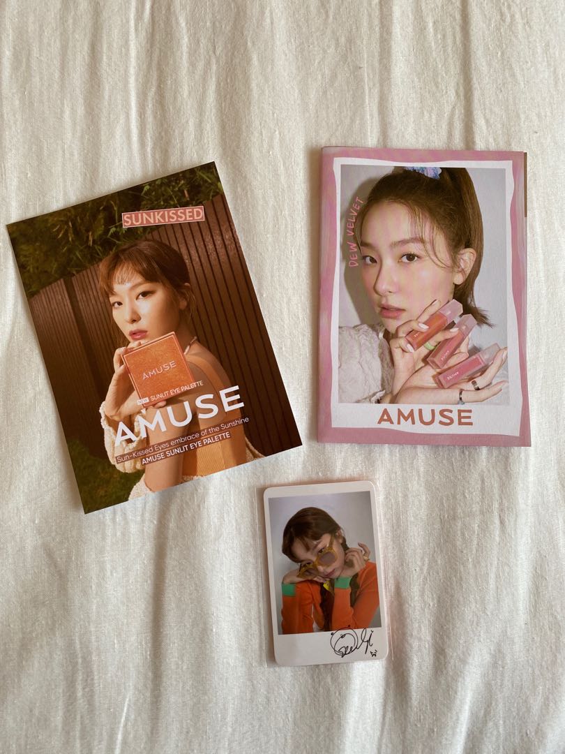Seulgi Red Velvet Amuse Photocard Poster, Hobbies & Toys, Memorabilia