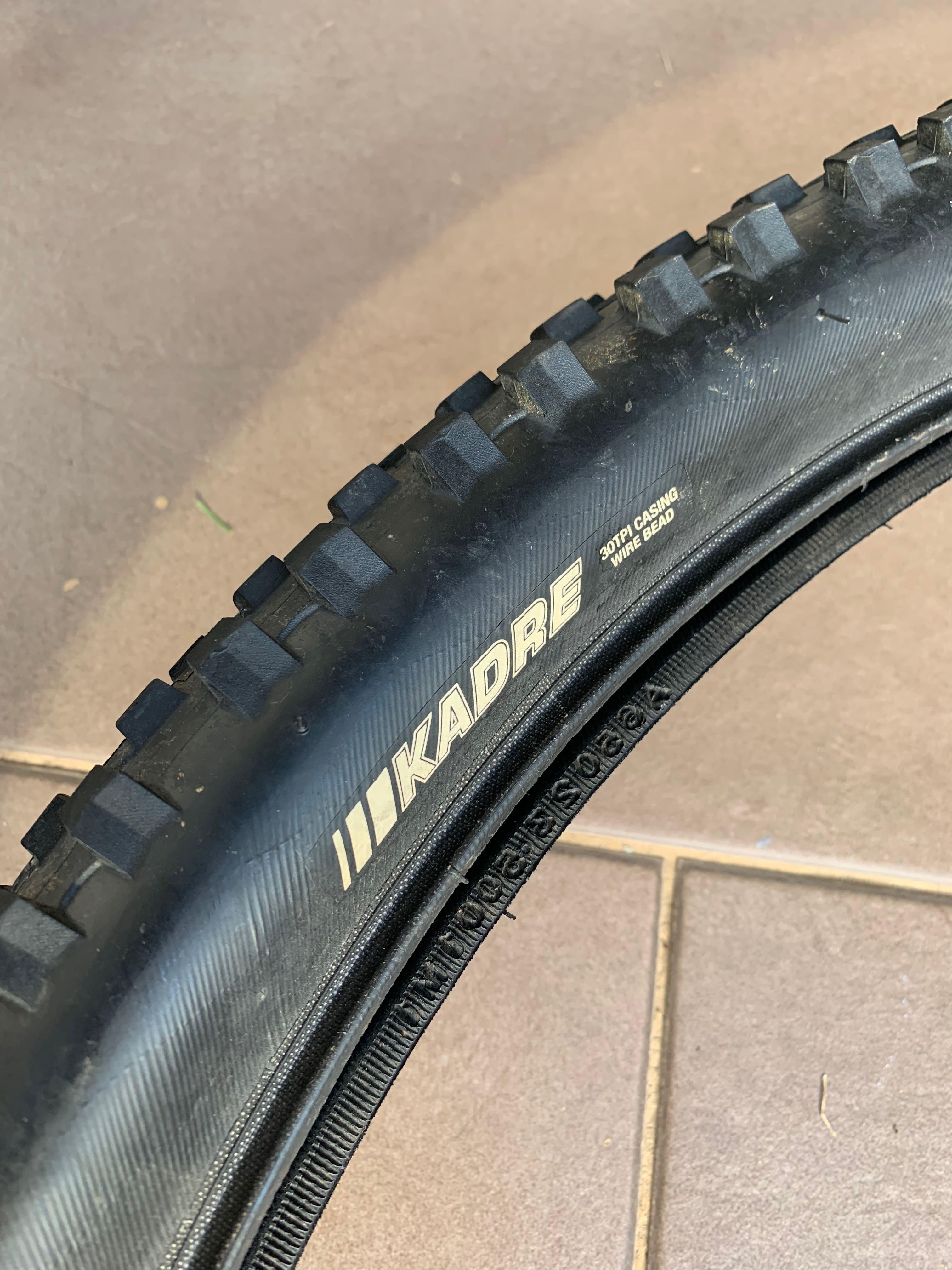 Tayar MTB Kenda Kadre 27.5 x 2.35 with tube Sports Equipment