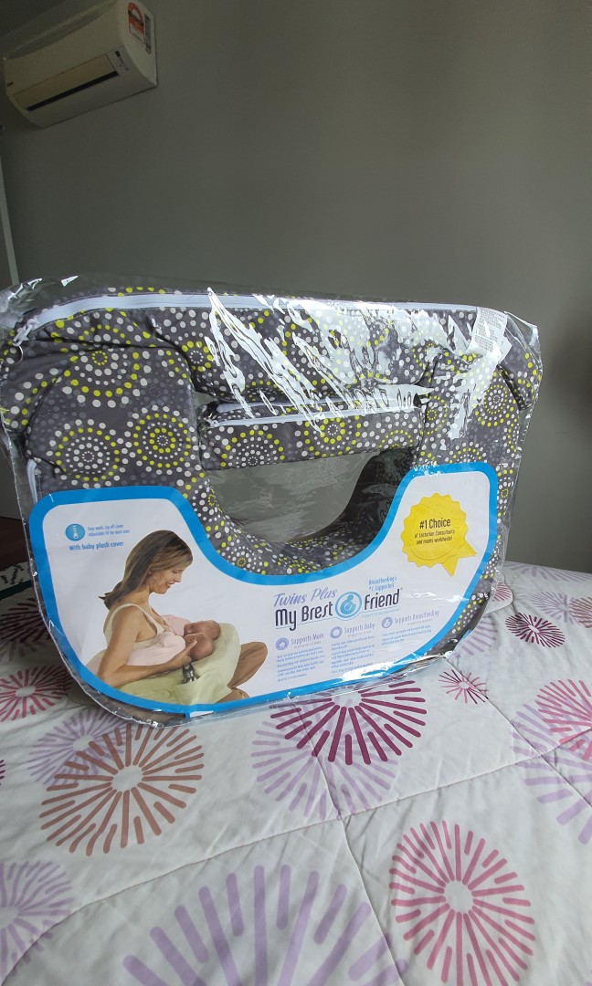 Twin breastfeeding pillow My Brest Friend, Babies & Kids, Nursing