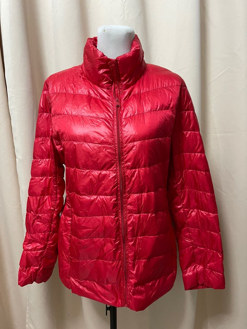 Uniqlo lightweight puffer jacket, Women's Fashion, Coats, Jackets and ...