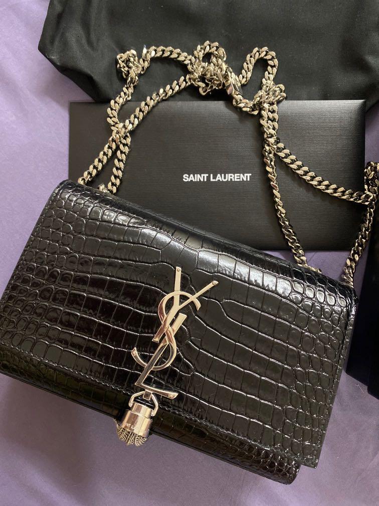 Saint Laurent Medium Monogram Matelasse Niki - Black Shoulder Bags,  Handbags - SNT332762 | The RealReal