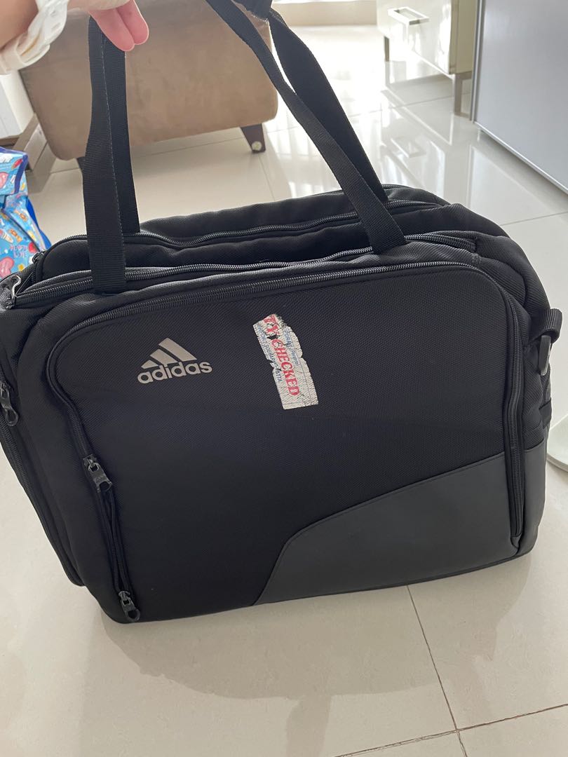 Adidas briefcase, Fesyen Pria, Tas & Dompet , Tas Kantor di Carousell