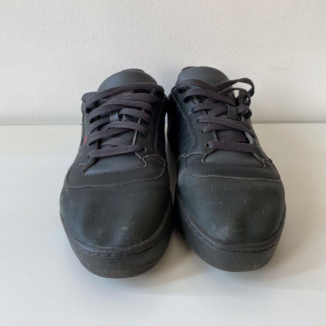 Adidas yeezy powerphase black top