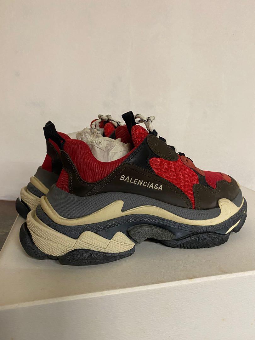balenciaga triple s deadpool