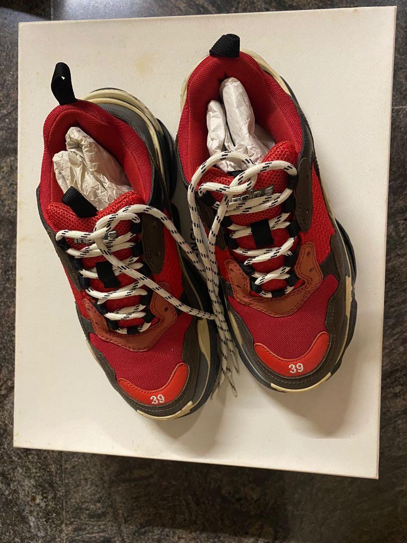 balenciaga triple s deadpool