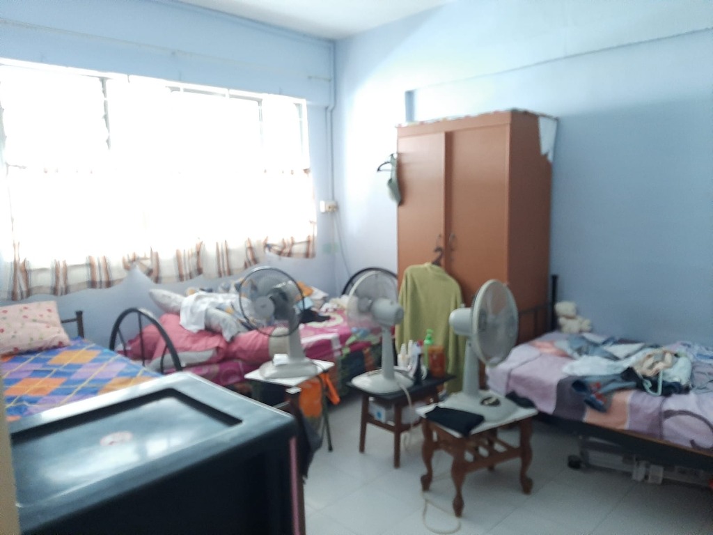 (Category: ) located in . Submitted by ad.12 (Listing ID 1108203710, Image 1). Description: .