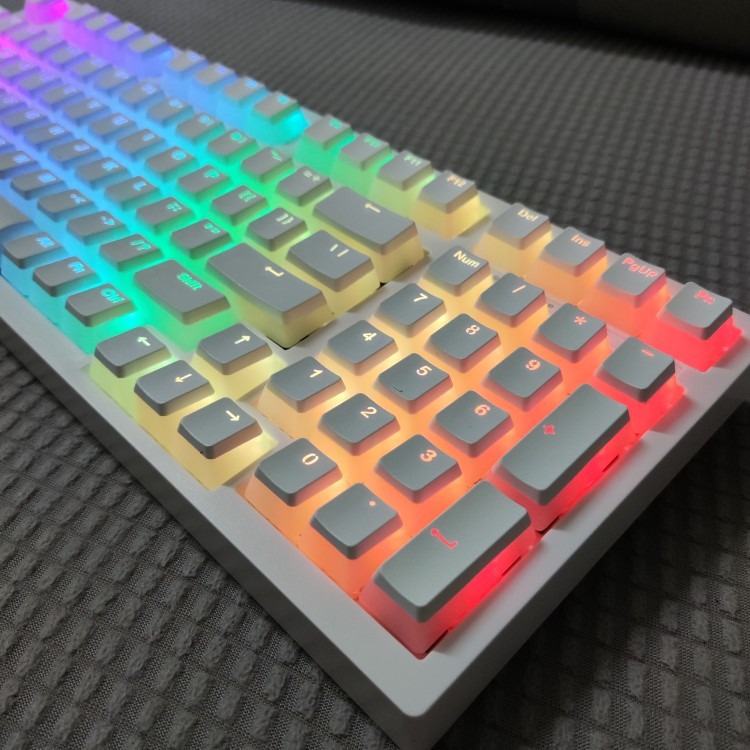 Black/White Pudding Keycaps, Computers & Tech, Parts & Accessories