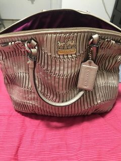 (Category: ) located in . Submitted by alisonmp (Listing ID 1109974171, Image 1). Description: .