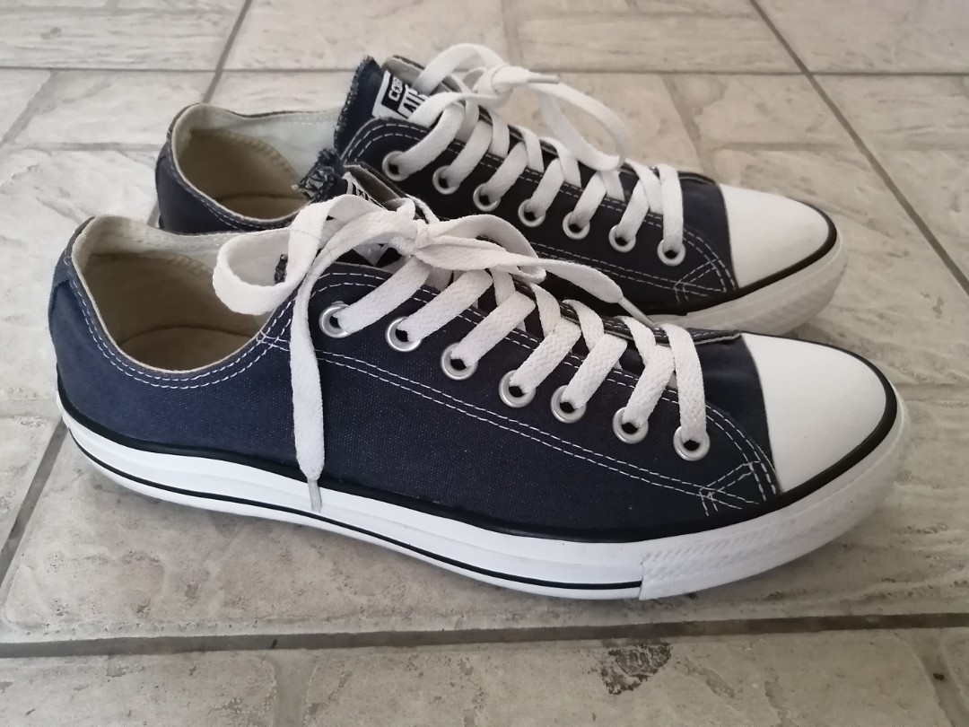 Converse chuck on sale taylor dark blue