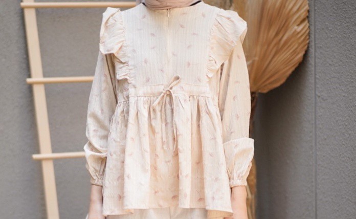 Ivory ruffle blouse