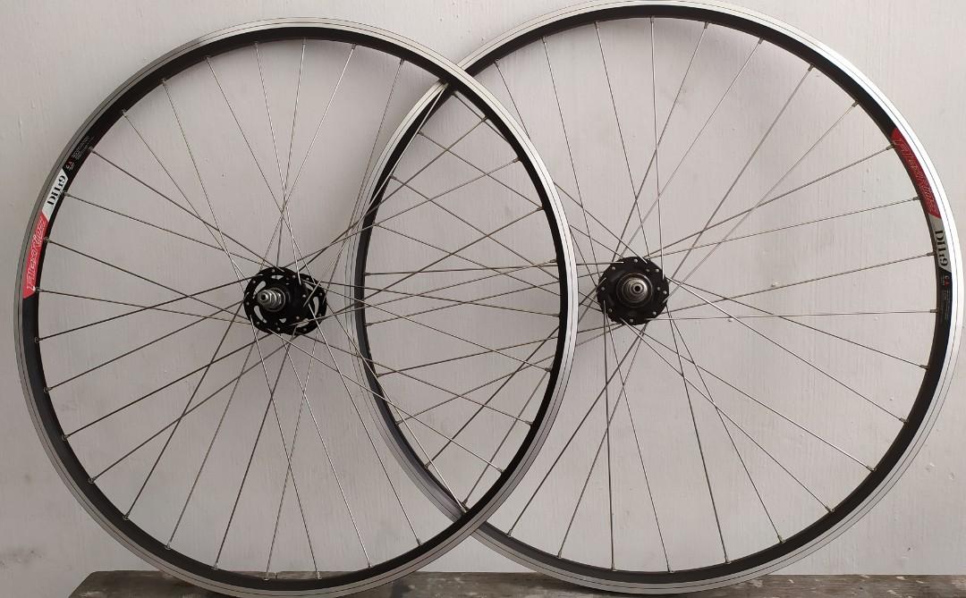 Custom Hand Built Fixie/Single Drive Train Wheelset, Sports Equipment
