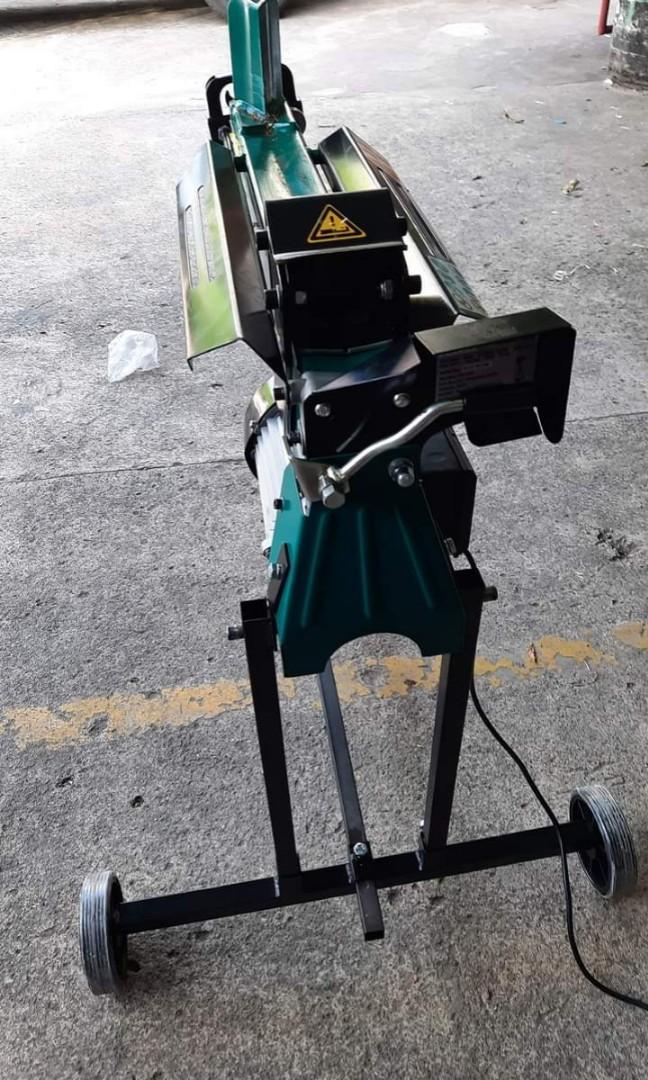 Ferrex Log Splitter Commercial Industrial Construction Tools Equipment on Carousell