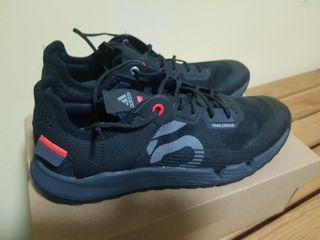 Five ten trailcross