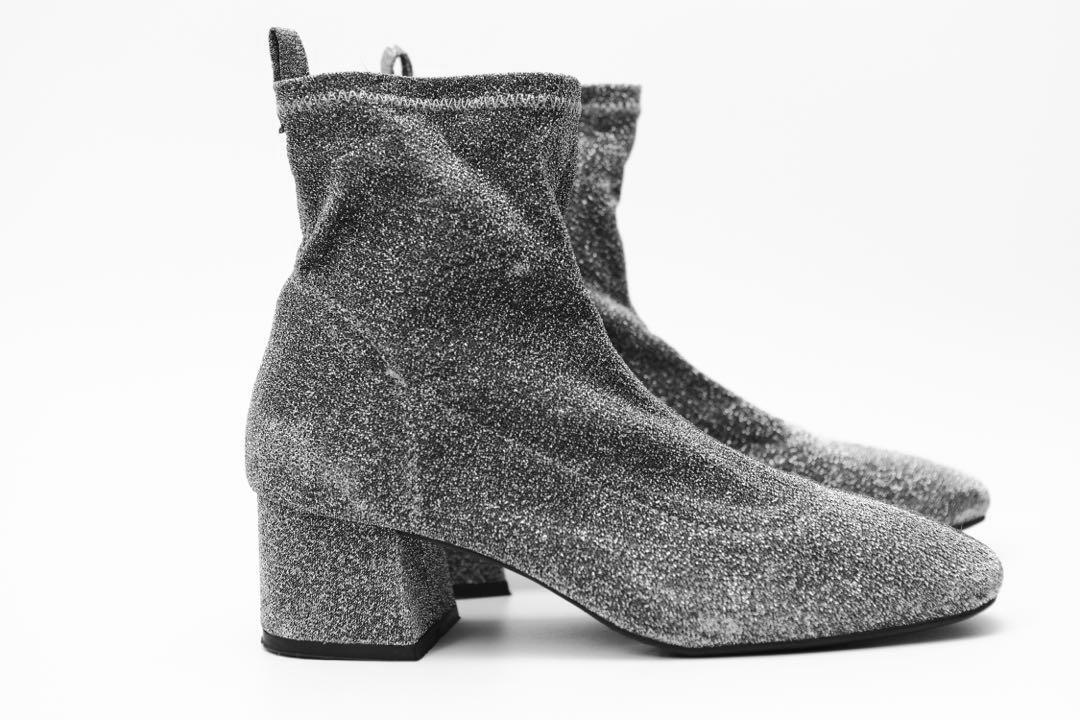 Forever 21 silver boots Women s Fashion Footwear Boots on Carousell